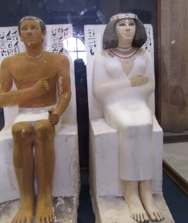 Αγάλματα του Ra-Hotep και της Nοfret του μουσείου του Καΐρου